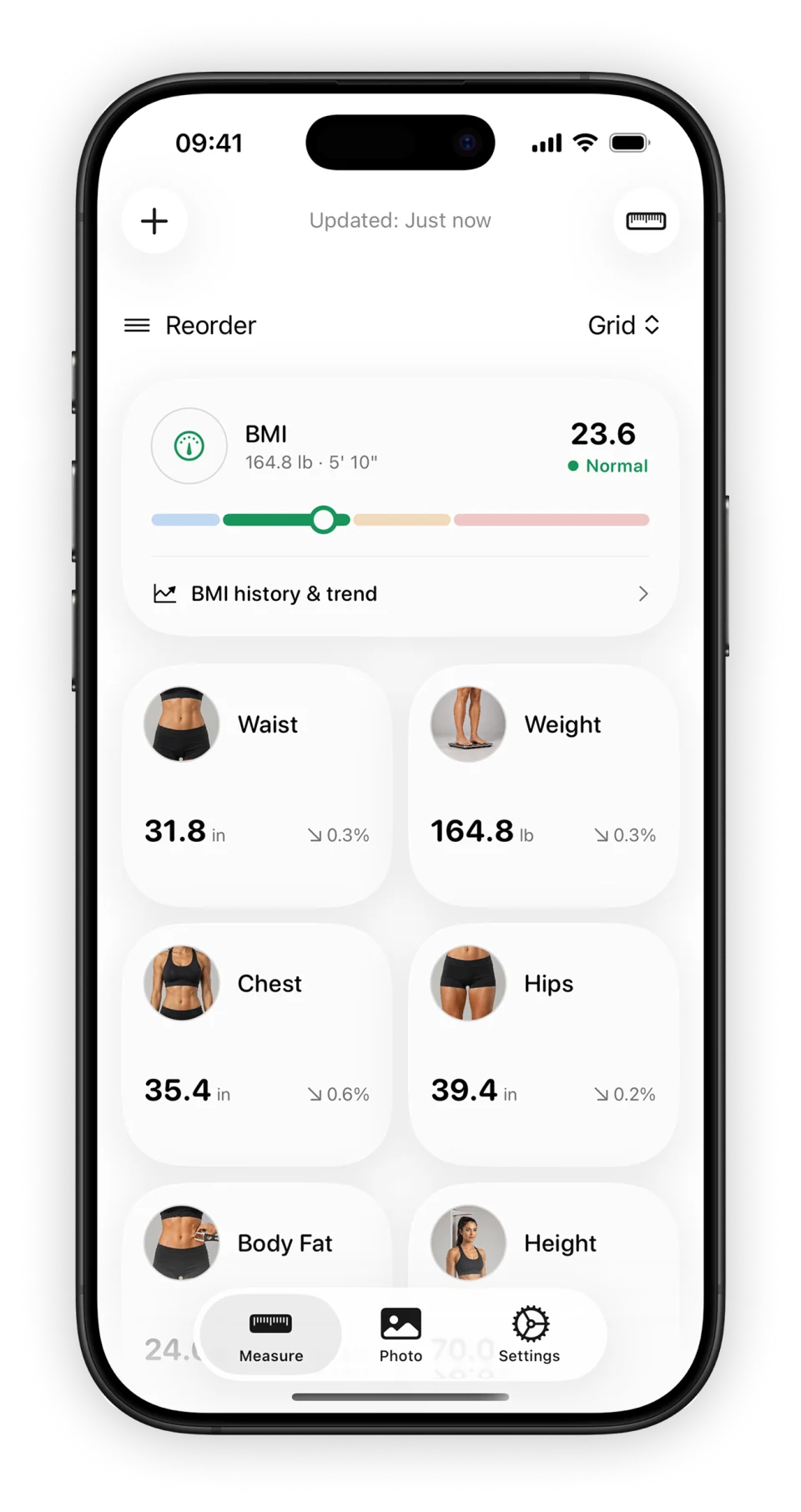 BodyLog measurement dashboard on iPhone, with the interface in English.